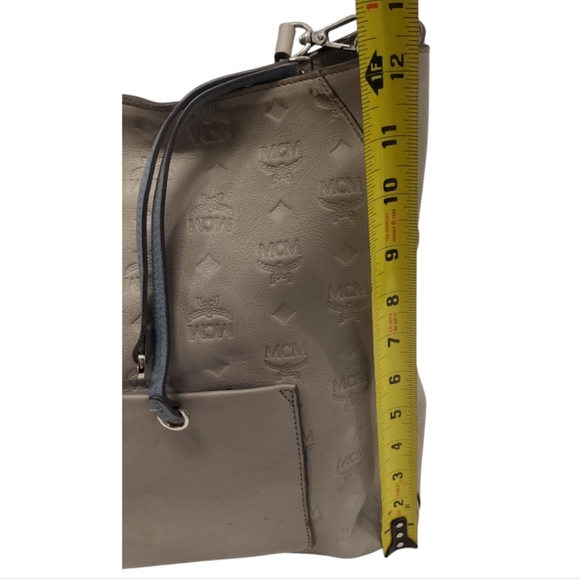 Mcm leather shoulder bag - Picture 3 of 12